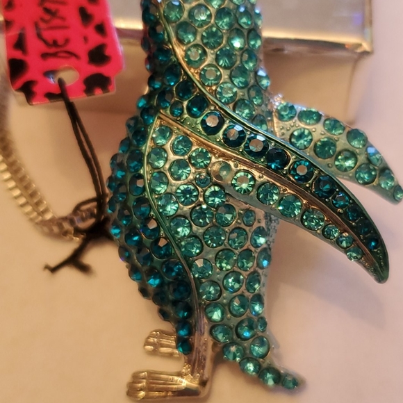 Betsey Johnson penguin - Picture 2 of 8